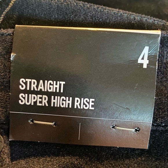 Express Super High Rise Straight Cropped Velvet Pants - Picture 9 of 10